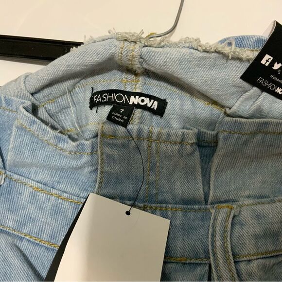 Fashion Nova button fly distressed Jean shorts Can’t cuff me denim shorts 7 - Picture 9 of 10